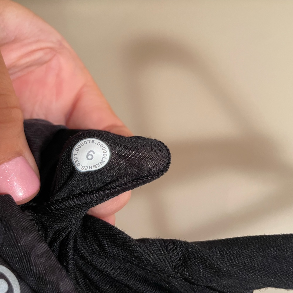 Lululemon Energy Bra - Picture 4 of 4